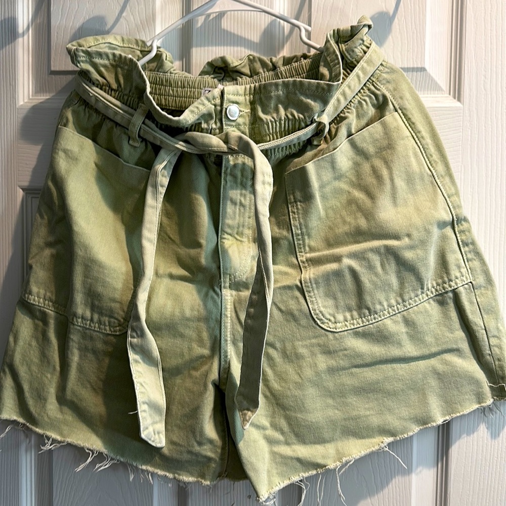 Zara short pants